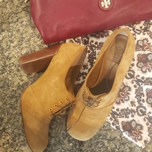 Tory burch heel booties